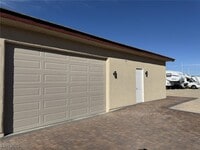 Building Photo - 8500 Rocky Ave