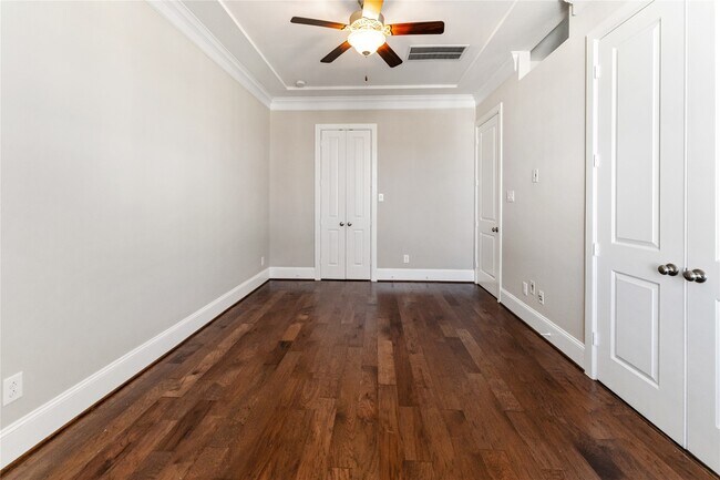 Building Photo - 2720 Church Wood Dr