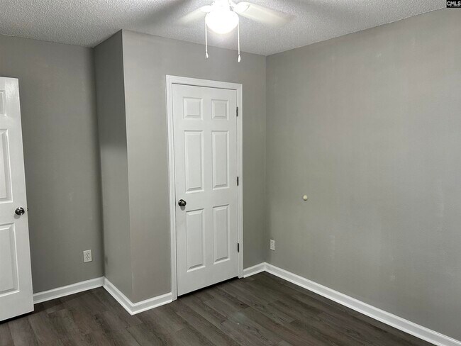 Building Photo - 218 Cogburn Rd