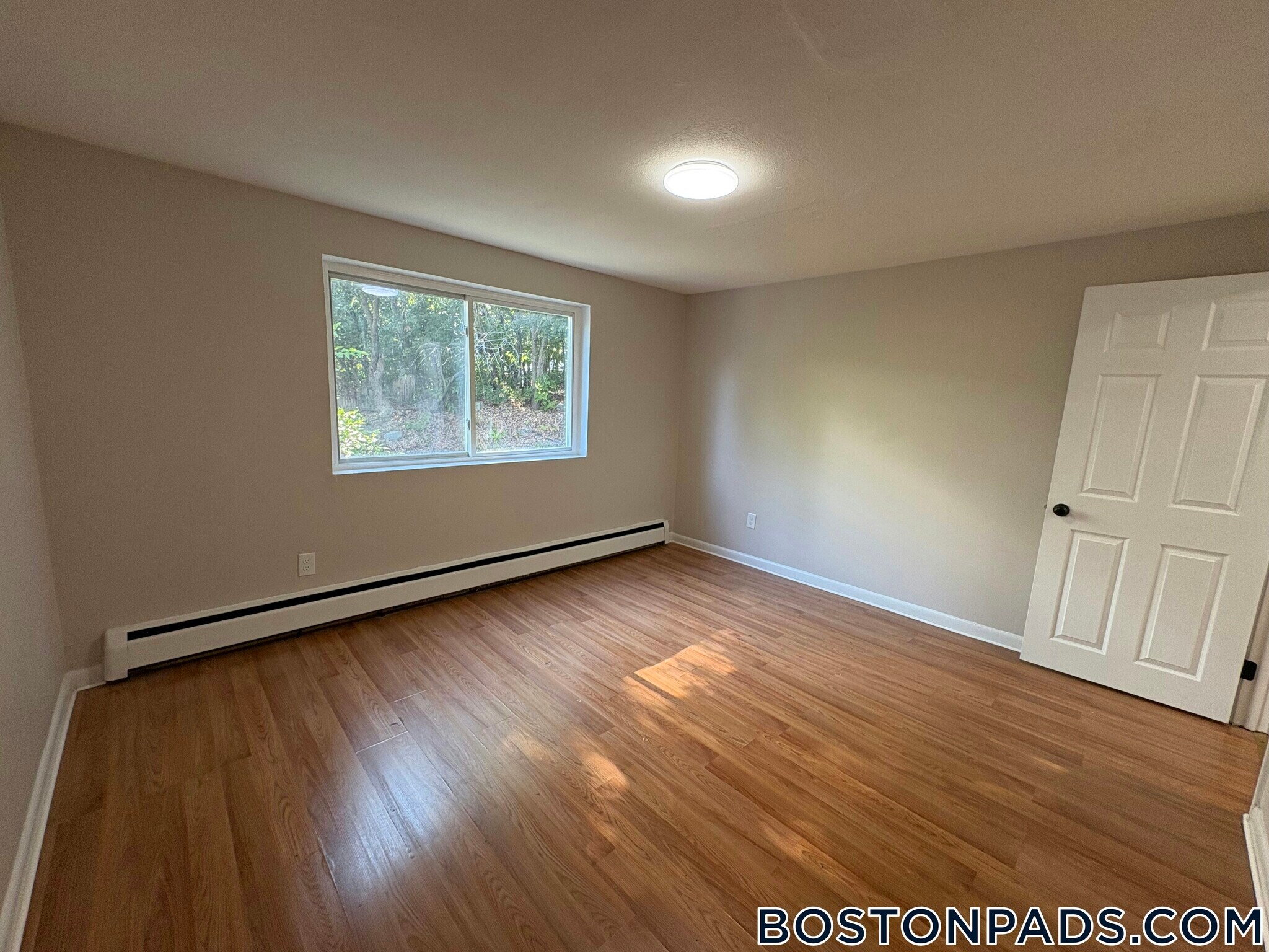 Building Photo - 140 Willard St