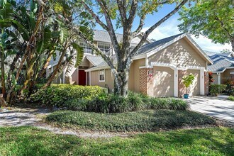 Building Photo - 641 Maple Oak Cir