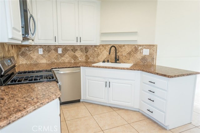 Building Photo - 26604 Marigold Ct