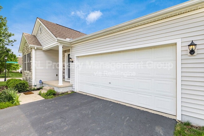 Building Photo - 8850 Juneberry Rd