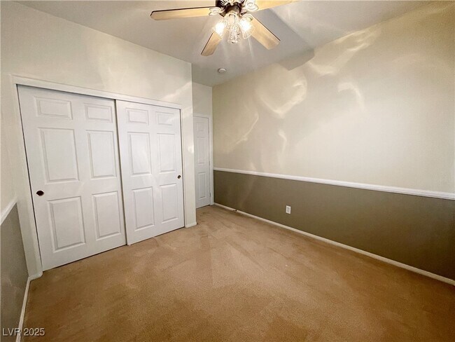Building Photo - 11761 Del Sur Ave