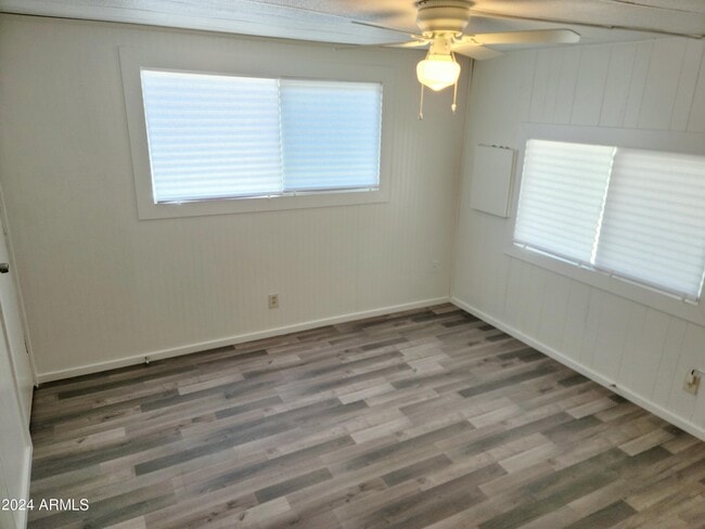 Building Photo - 2749 E Beardsley Rd