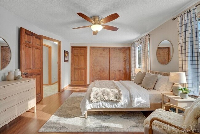 Building Photo - 36 Altair Dr