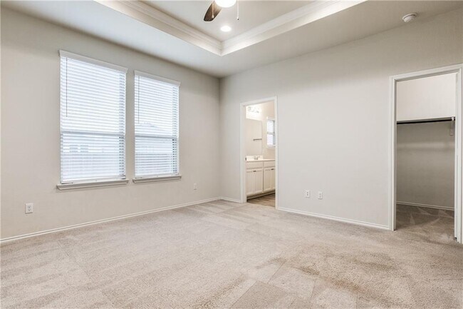 Building Photo - 1413 Cliffbrake Wy