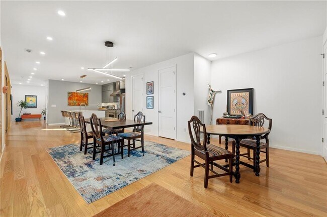 Building Photo - 632 Bella Vista Rd