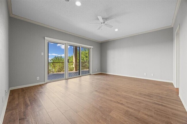 Building Photo - 114 Paragon Ct