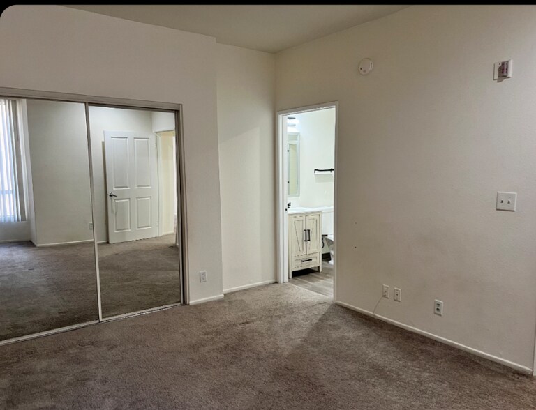 Building Photo - 19350 Sherman Way