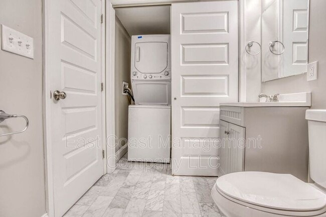 Building Photo - 1623 E Baltimore St