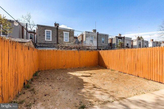 Building Photo - 69 Slocum St