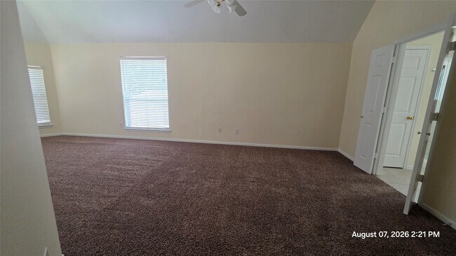 Building Photo - 15335 Garett Green Cir