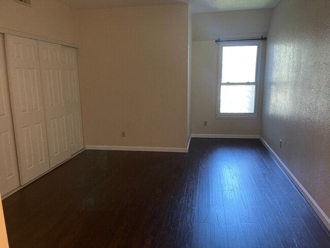 master bedroom - 411 Park Ave