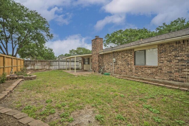 Building Photo - 5423 Dunnethead Dr