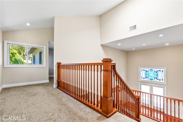Building Photo - 2 Cedar Ridge
