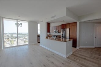 Building Photo - 350 N Federal Hwy