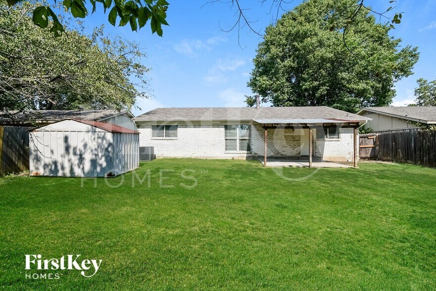 Building Photo - 377 Perch Rd