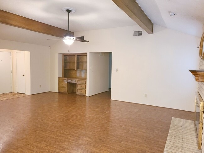 Building Photo - 14814 Earlswood Dr
