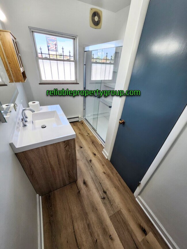 Building Photo - New Price - Fort Wayne