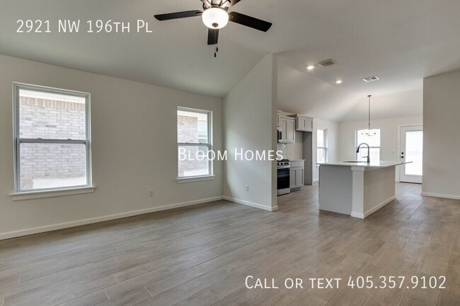 Building Photo - 2921 NW 196th Pl