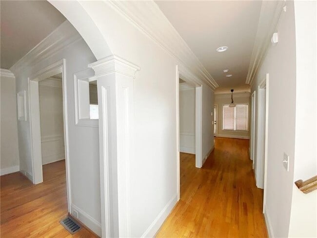 Building Photo - 286 Morgan Pl SE