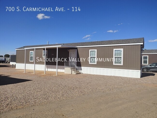 Building Photo - 700 S Carmichael Ave