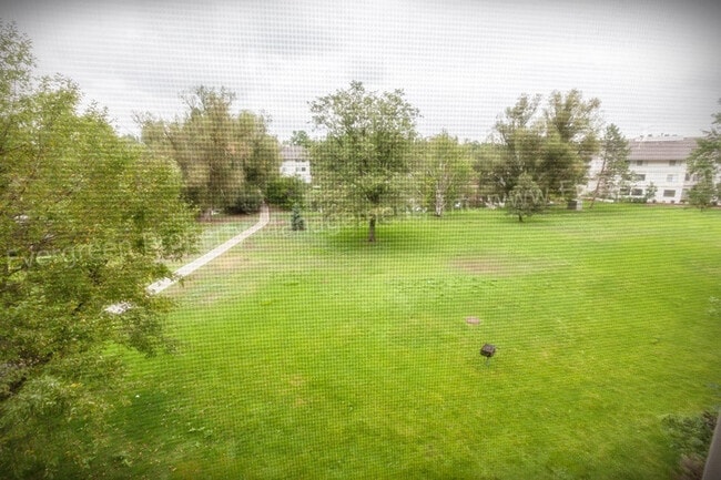 Building Photo - 1705 Heatheridge Rd