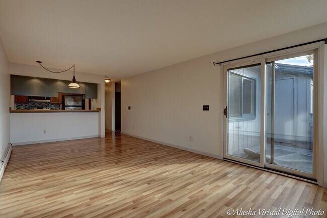 Building Photo - U-MED District Condominum