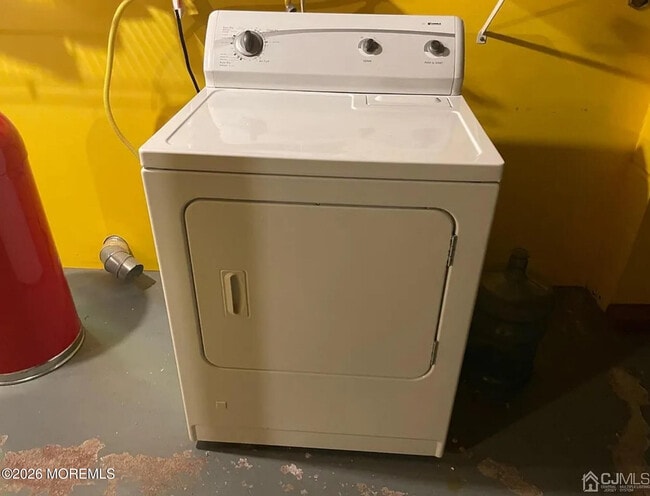 Building Photo - 90 Minnesink Rd