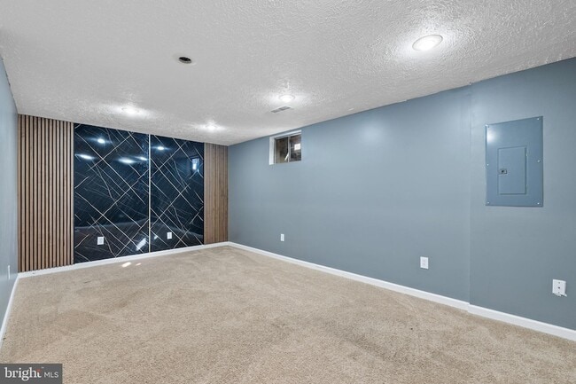 Building Photo - 3669 Stewart Ln