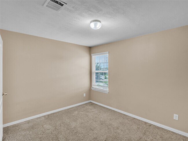 Building Photo - 1418 Banbury Ct