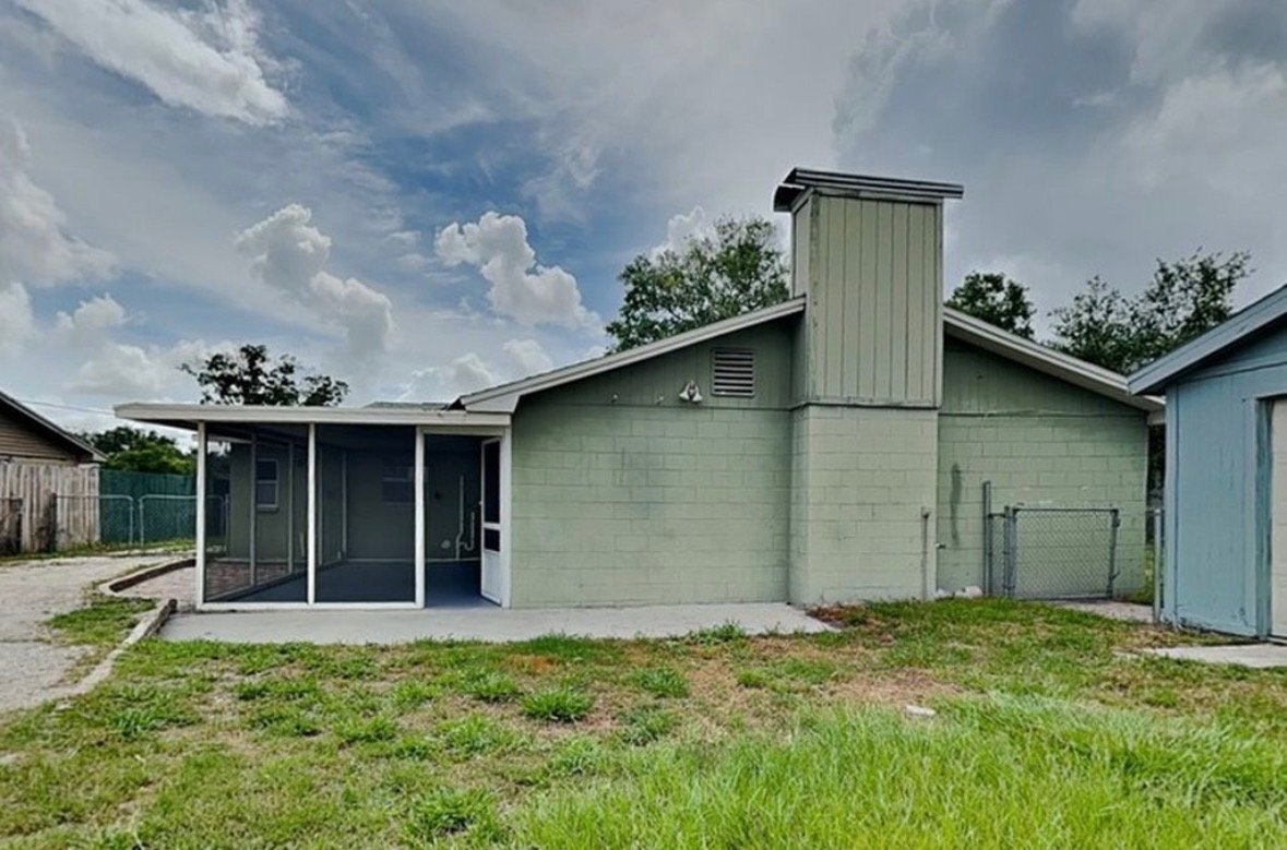 Building Photo - 1175 Luke Ave