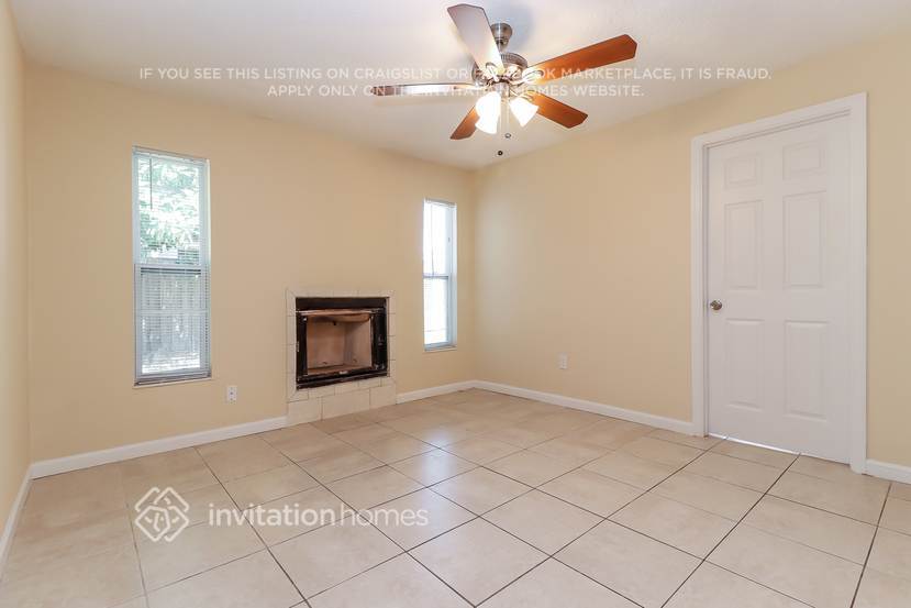 Building Photo - 11781 128th Ave N