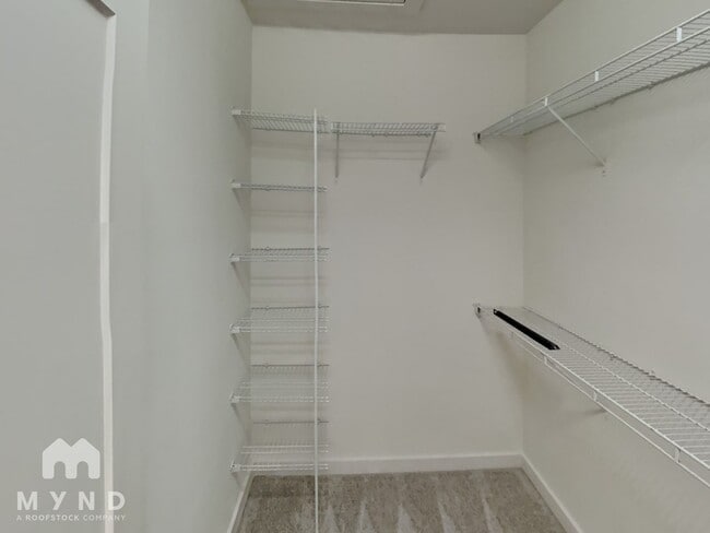 Building Photo - 436 E 33rd St