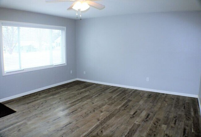 Building Photo - $1,750 | 3 Bedroom, 1 Bathroom Ground Floor Duplex | No Pets | Available for August 1st, 2026 Mov...