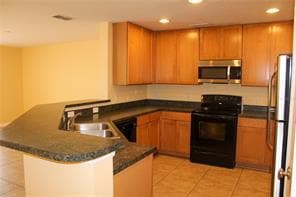 Building Photo - 2518 Aventurine St