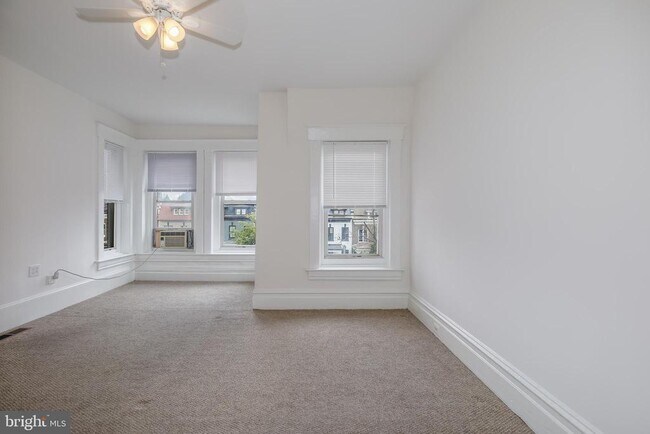 Building Photo - 3002 13th St NW