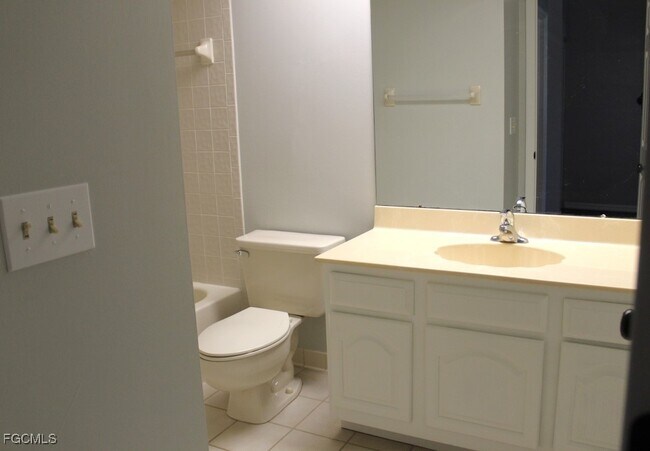 Building Photo - 16561 Heron Coach Way