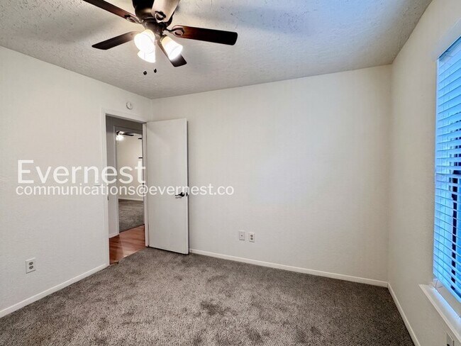 Building Photo - Spacious 4 Bed, 2 Bath Home with Fenced Yard and Two-Car Garage | Pet friendly | Available Now!