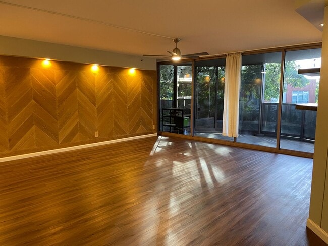 Building Photo - Kakaako 1/1/1 in "One Waterfront"