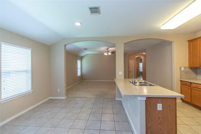 Building Photo - 9206 Birch Springs Dr