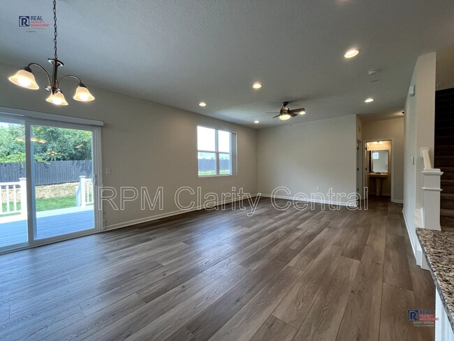 Building Photo - Beautiful Brand New 4-Bedroom Home in Cree...