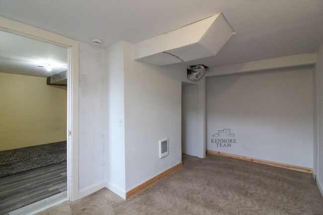 Building Photo - 3 Bed/1 Bath Duplex in Central Richland