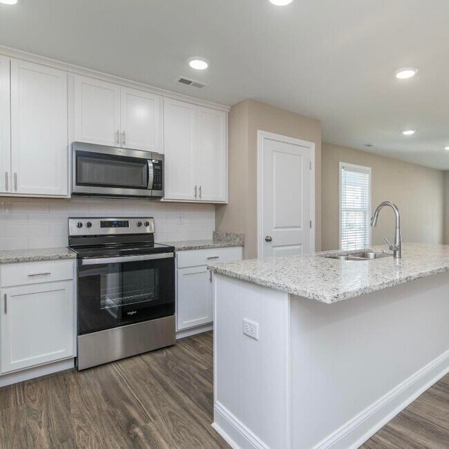 Building Photo - 1143 Judah Bear Blvd