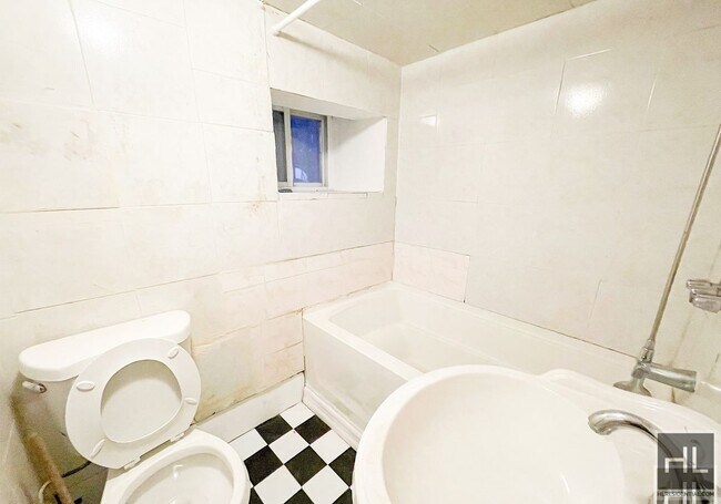 Building Photo - CHESTER COURT