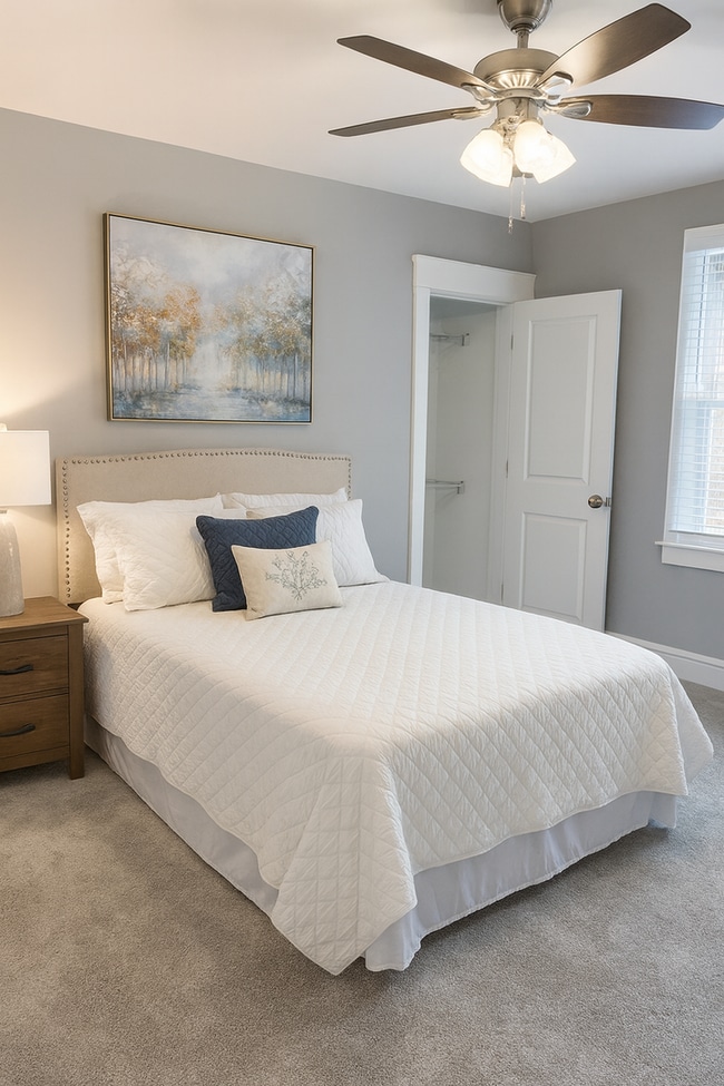 Building Photo - Modern remodeled home in Emmaus.