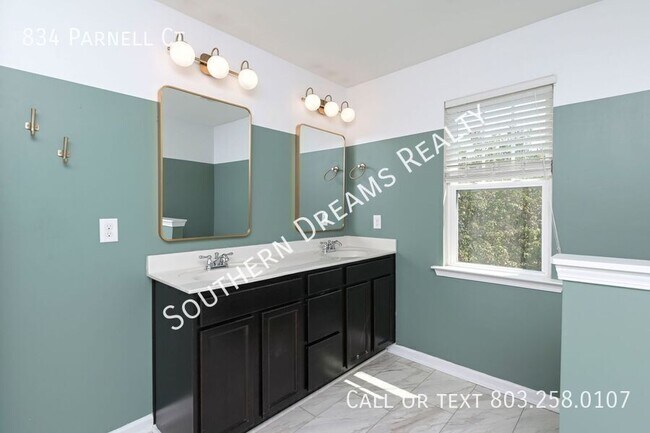 Building Photo - 834 Parnell Ct