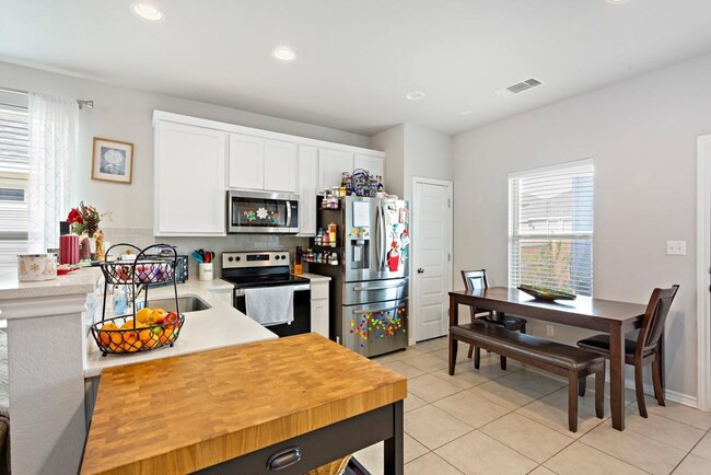 Building Photo - 309 Trellis Blvd
