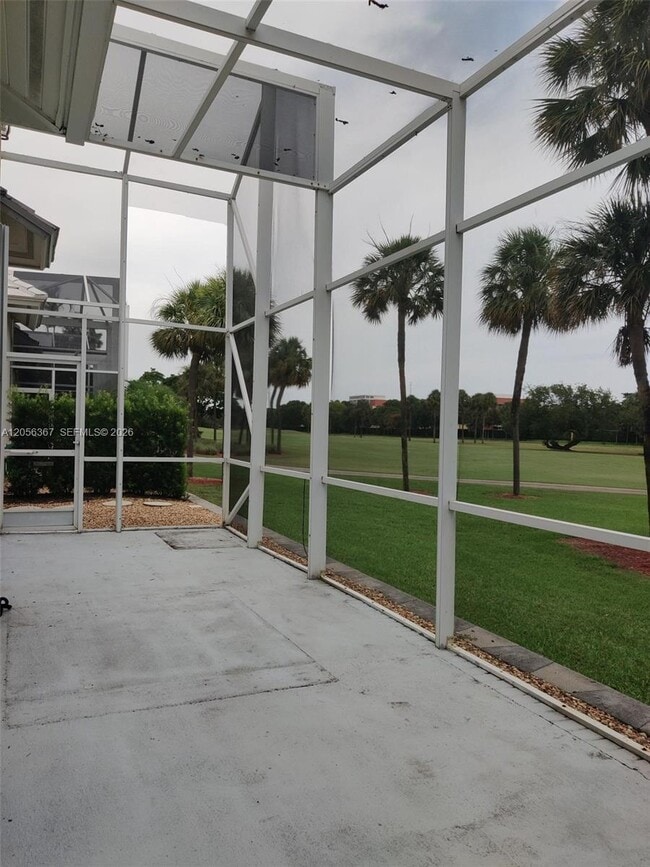 Building Photo - 17276 Bermuda Village Dr